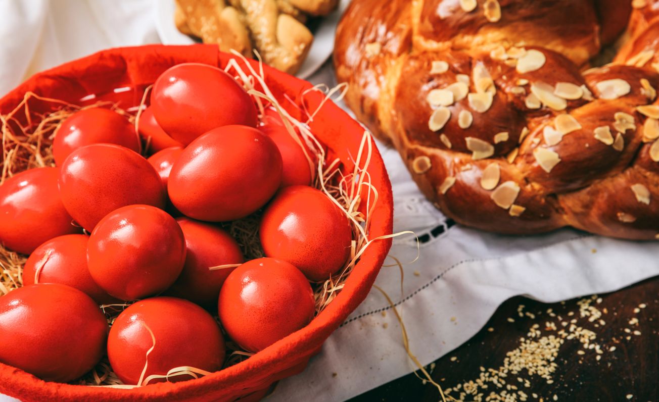 Easter in Mykonos: Traditions, customs, and flavors that stand out